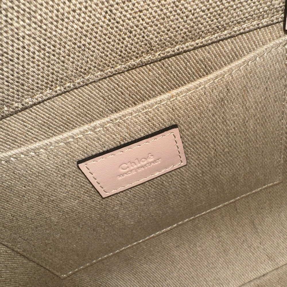 Chloé Small Woody Tote Bag - Picture 9 of 12